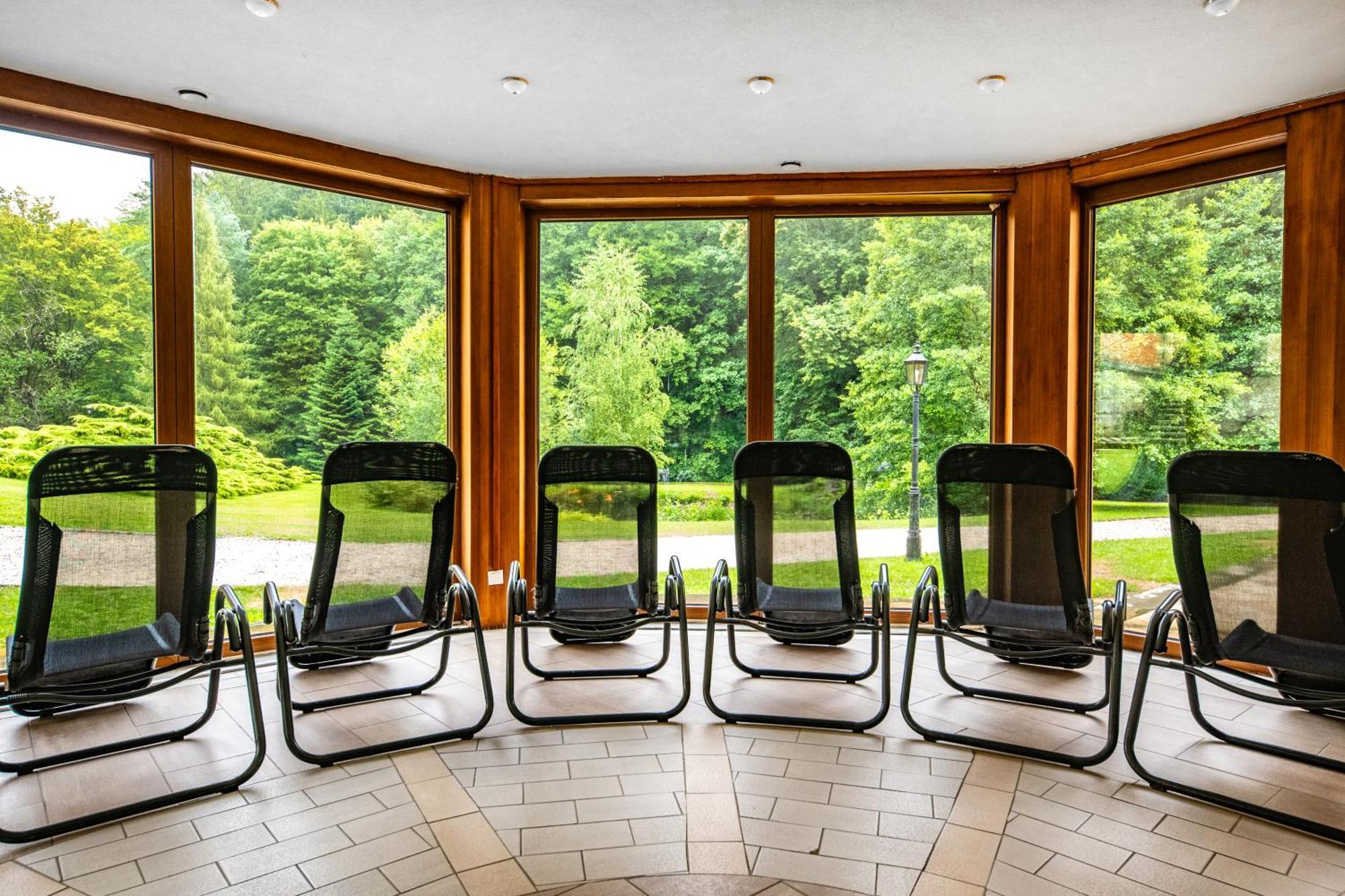Kastelyhotel Sasvar Resort Parádsasvár Екстериор снимка