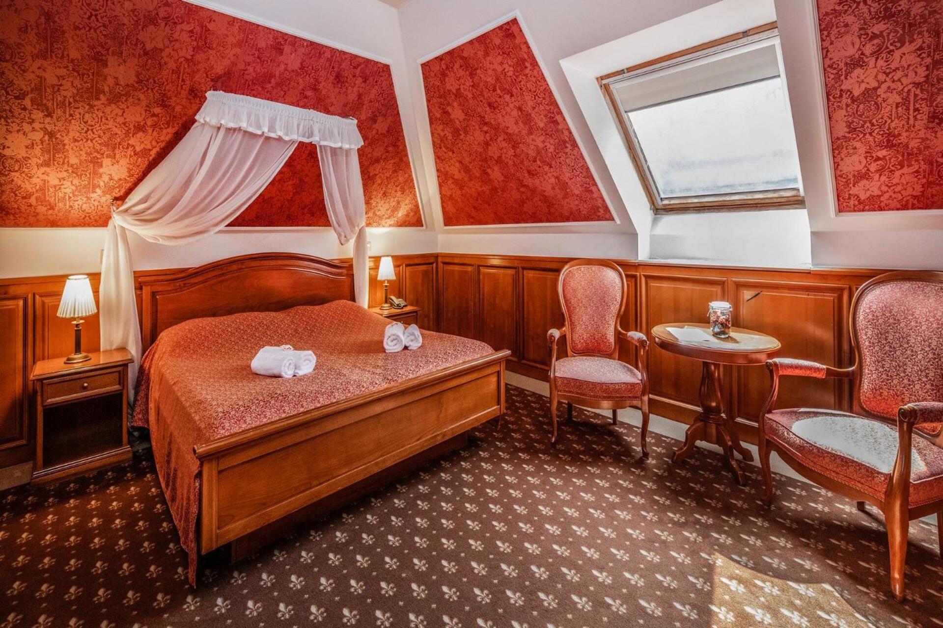 Kastelyhotel Sasvar Resort Parádsasvár Екстериор снимка