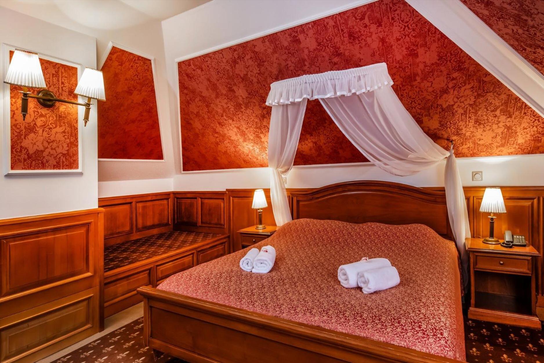 Kastelyhotel Sasvar Resort Parádsasvár Екстериор снимка